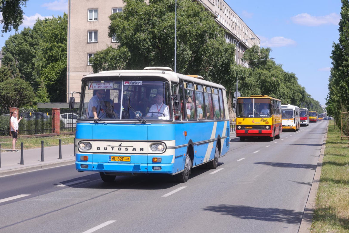 Parada Zabytkowych Autobusów 
