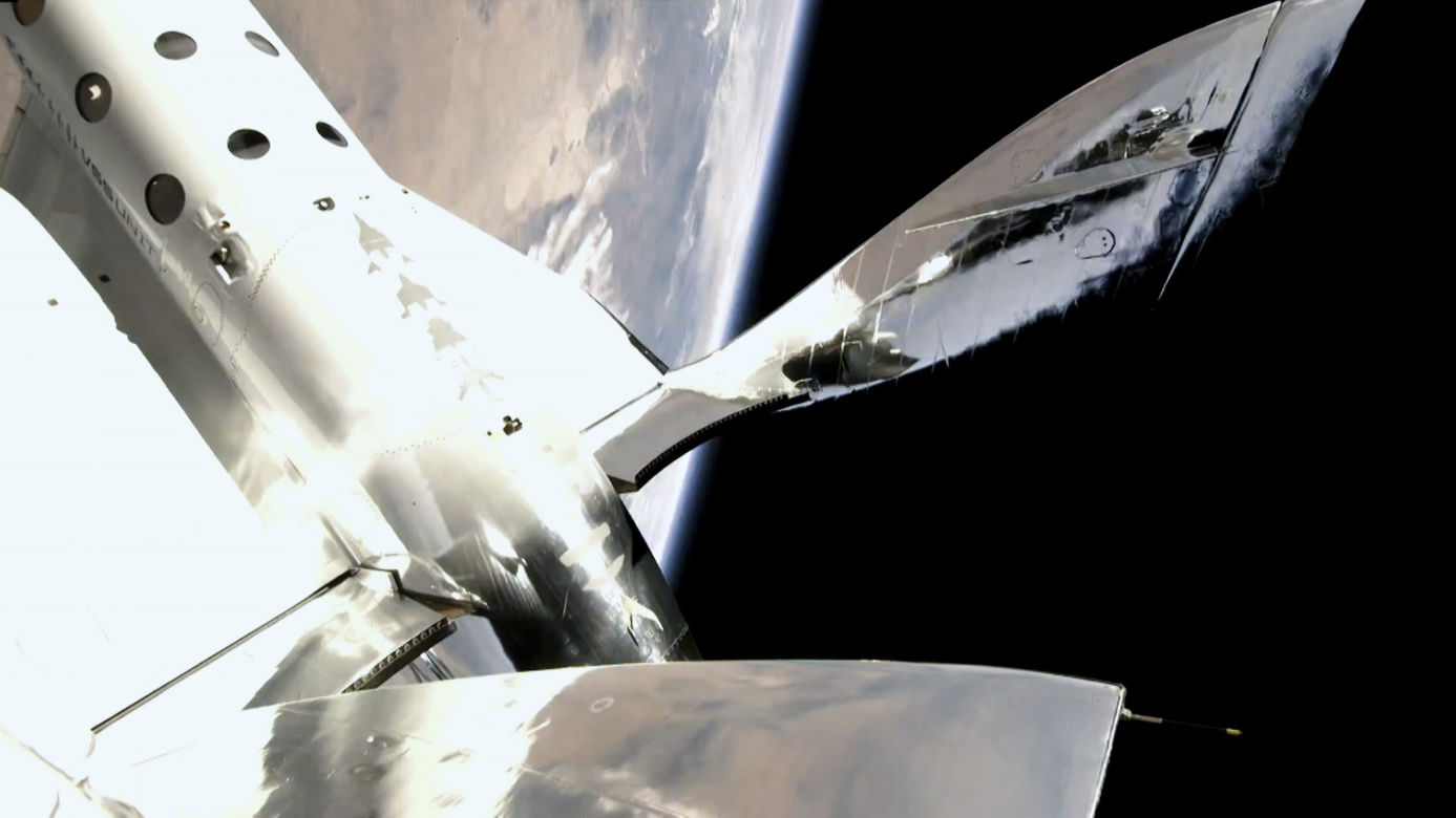 Miliarder Richard Branson poleciał w kosmos 