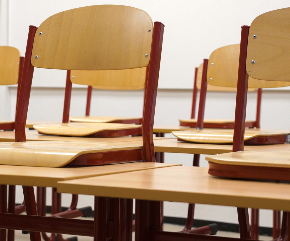 Ławki szkolne