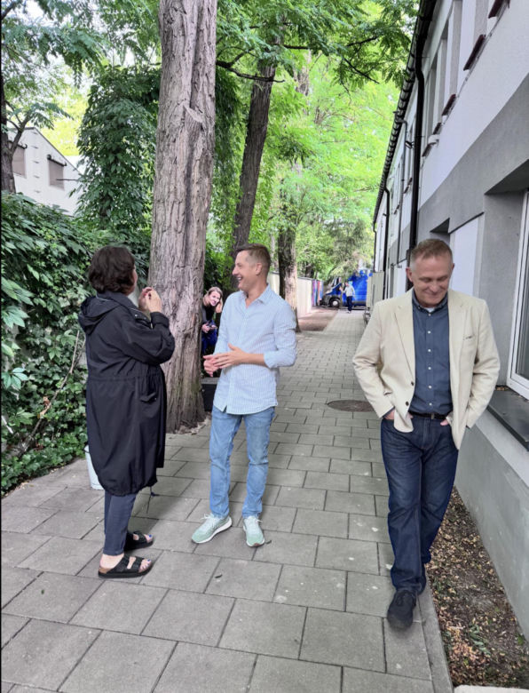 M jak miłość. Paweł (Rafał Mroczek), Artur (Robert Moskwa), Marysia (Małgorzata Pieńkowska)