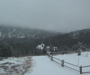 Zima zawitała do Polski! Zakopane i Tatry przykryte białym puchem 