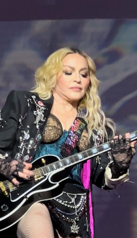 Madonna na żywo robi wrażenie 