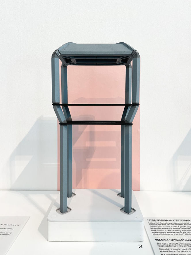 Torre Velasca w Mediolanie