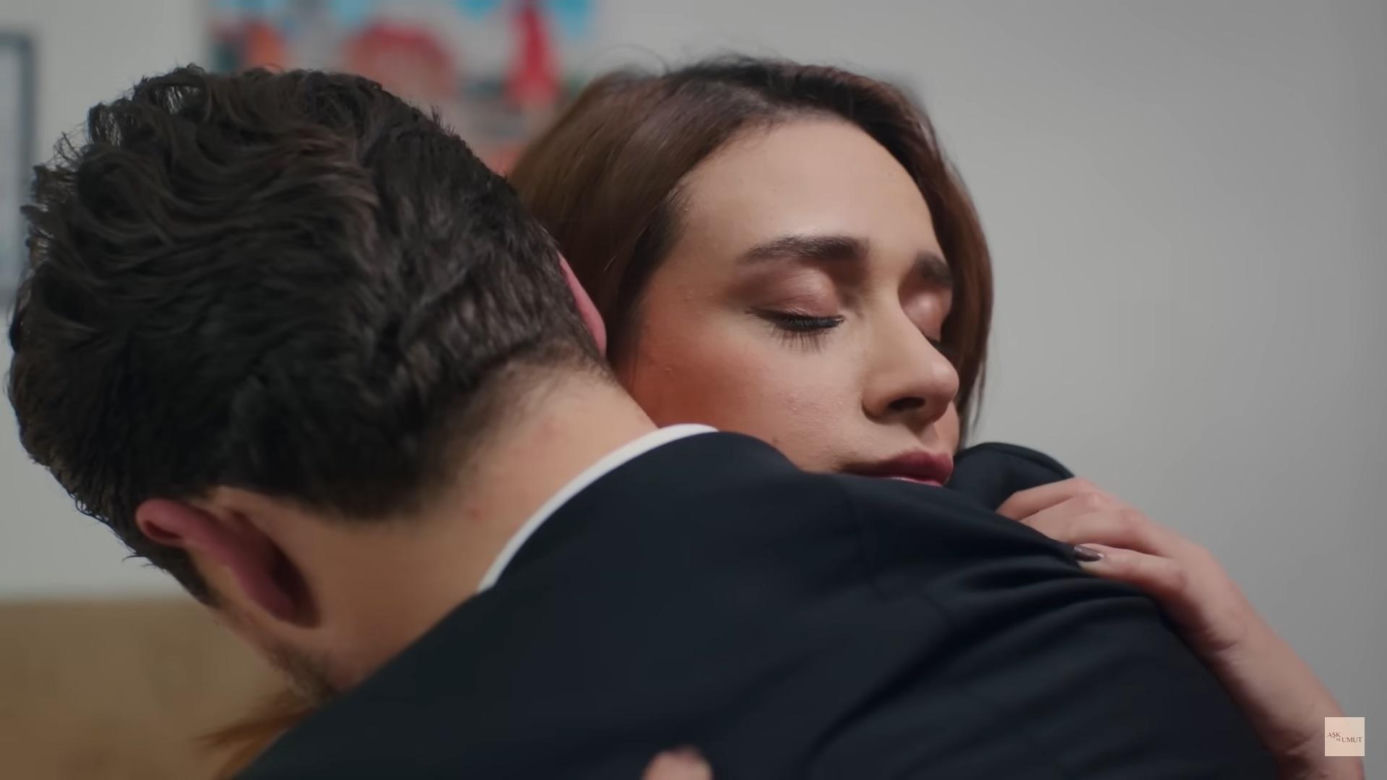 Romantyczna noc Elif i Kuzeya. Te sceny rozgrzeją fanów serialu "Miłość i nadzieja"
