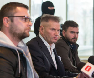 KTO PORWAŁ EWĘ?