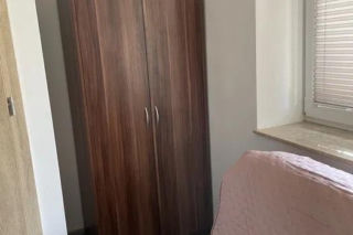 Luksus w wersji XS. 10 metrów na skraju Warszawy za jedyne 2 tys. zł