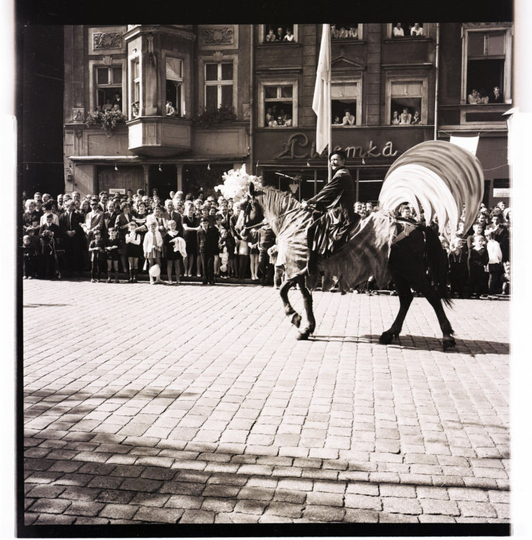 Winobranie w Zielonej Górze w latach 1963-1973. Oto jak bawiono się podczas największego Święta Wina w Polsce