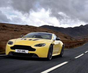 Aston Martin V12 Vantage S