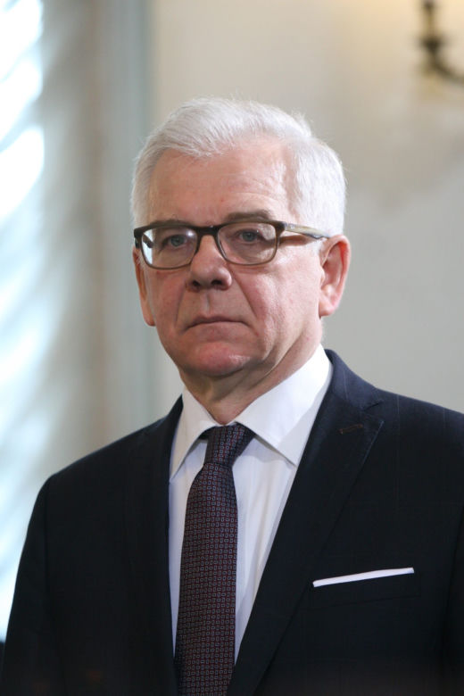 Prezydent domaga się głów