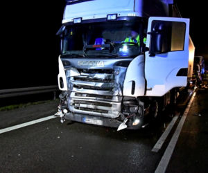 Dargobądz. Zginęła 25letnia kobieta uderzając w tył samochodu ciężarowego