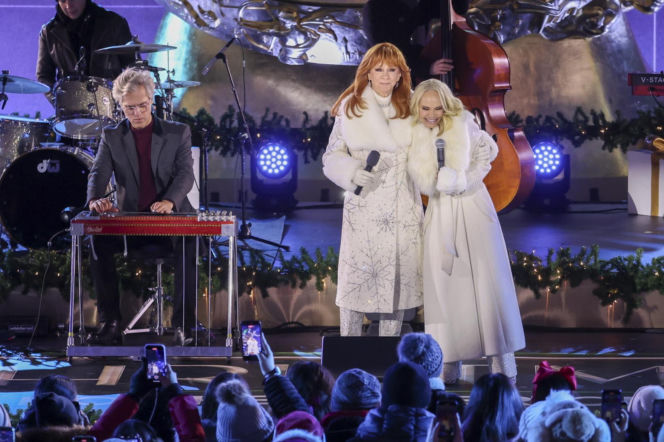 Legendarna choinka w Rockefeller Center już świeci