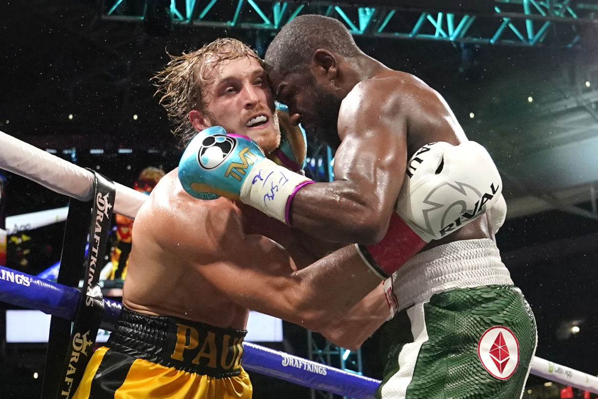 Floyd Mayweather Jr. - Logan Paul