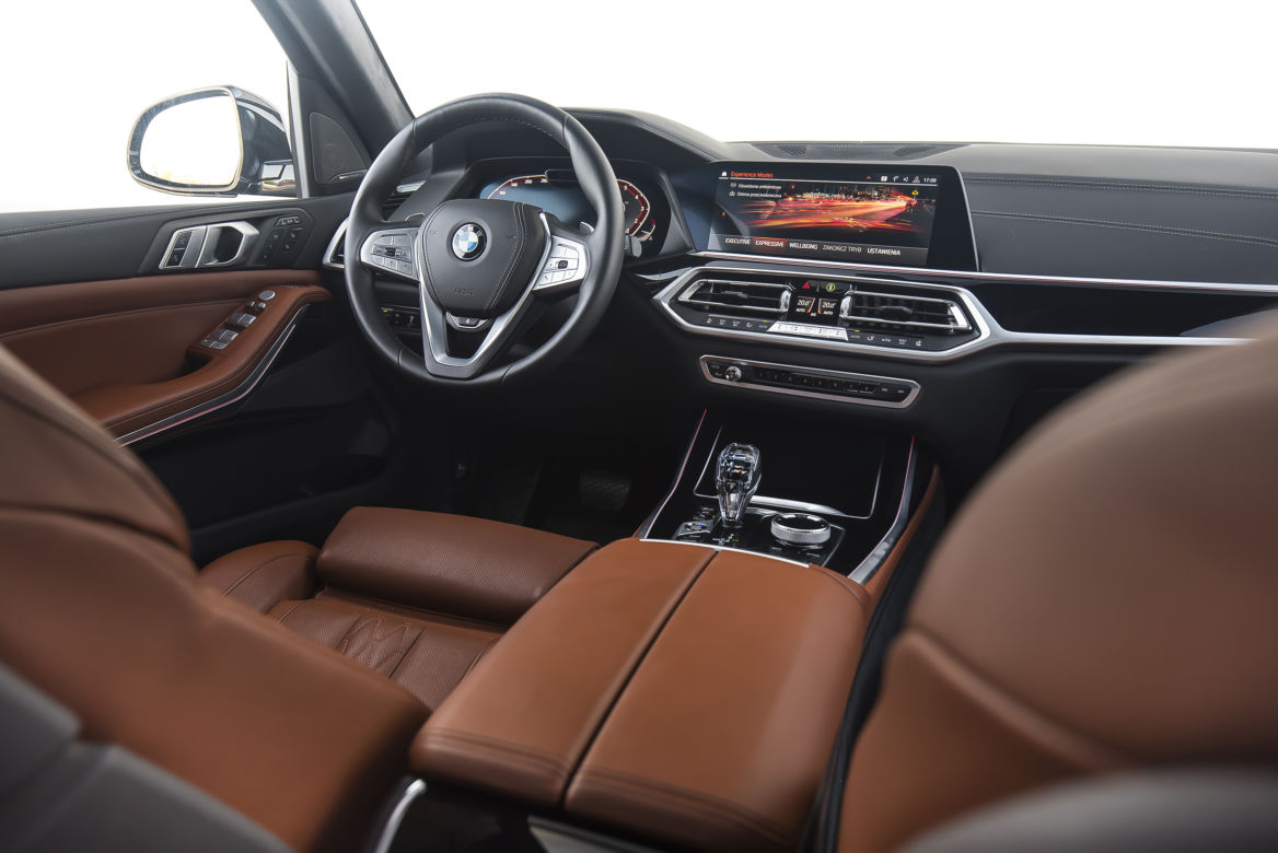 BMW X7 40i xDrive Steptronic 8