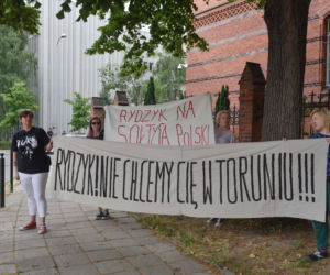 O. Rydzyk, który ponownie stanął przed sądem w Toruniu za nie udzielenie informacji finansowych fundacji Lux Veritatis