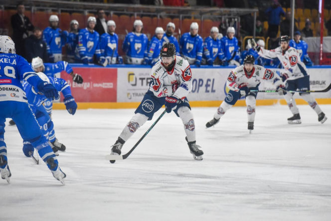 KH Energa Toruń - Unia Oświęcim 2:1! Zdjęcia kibiców i zawodników obu drużyn