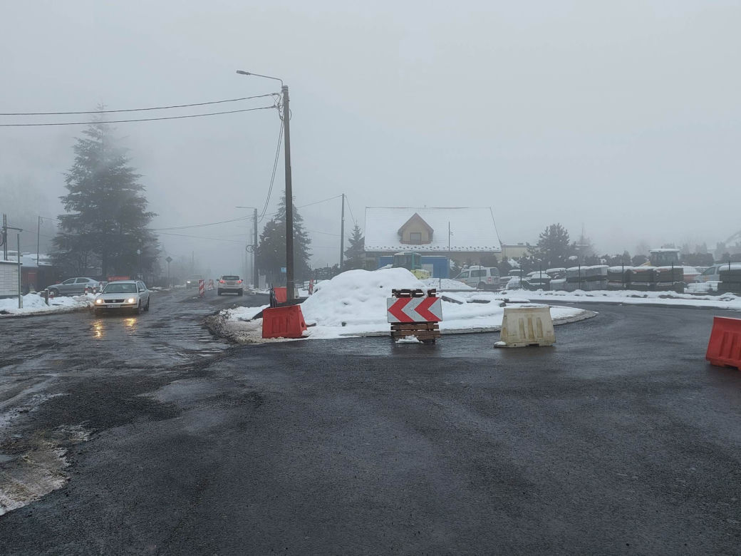 Zamykają ulicę Moniuszki. Przed nami kolejny etap budowy ronda