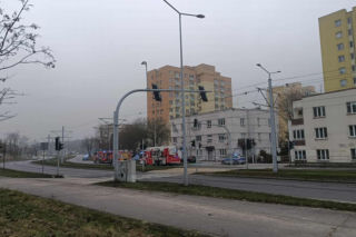 Pożar w centrum Torunia. Ogień pojawił się w bloku
