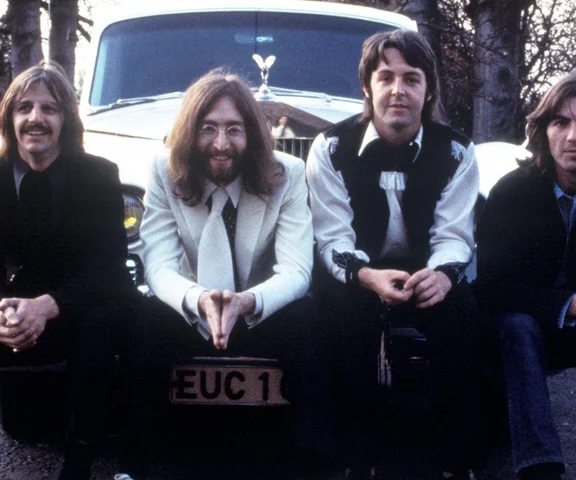 Kultowy dokument o The Beatles zmierza do streamingu. Oto zwiastun całości! 