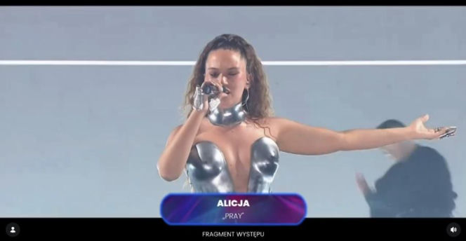 Alicja Szemplińska - "Pray"