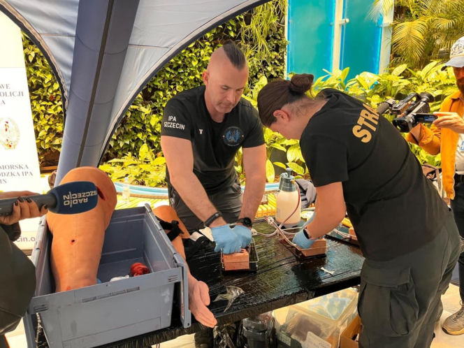 Policjant uratował życie pasażera