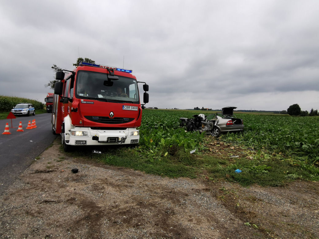 31-latek zginął w czołowym zderzeniu z ciężarówką