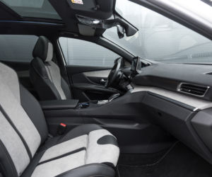 Peugeot 3008 Hybrid4 EAT8 GT