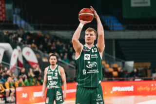 Orlen Basket Liga: Legia Kosz wygrała 100:93 z Treflem Sopot! Kolejne zwycięstwo na wyjeździe