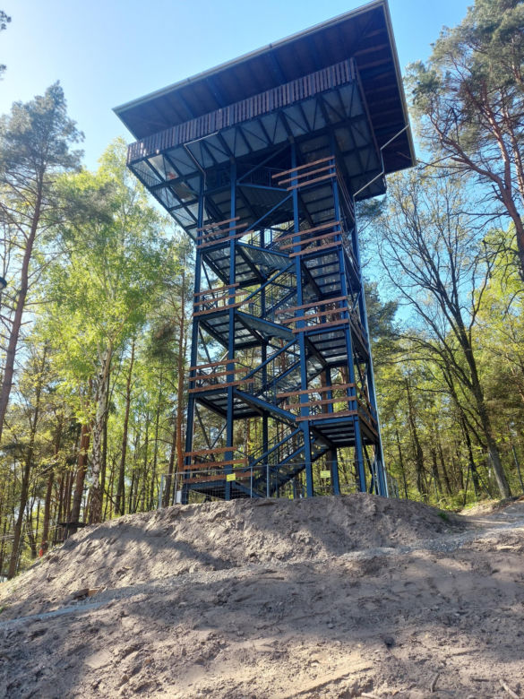 To będzie zupełnie nowa atrakcja turystyczna w Świętokrzyskiem. Nad zalewem powstała wieża widokowa