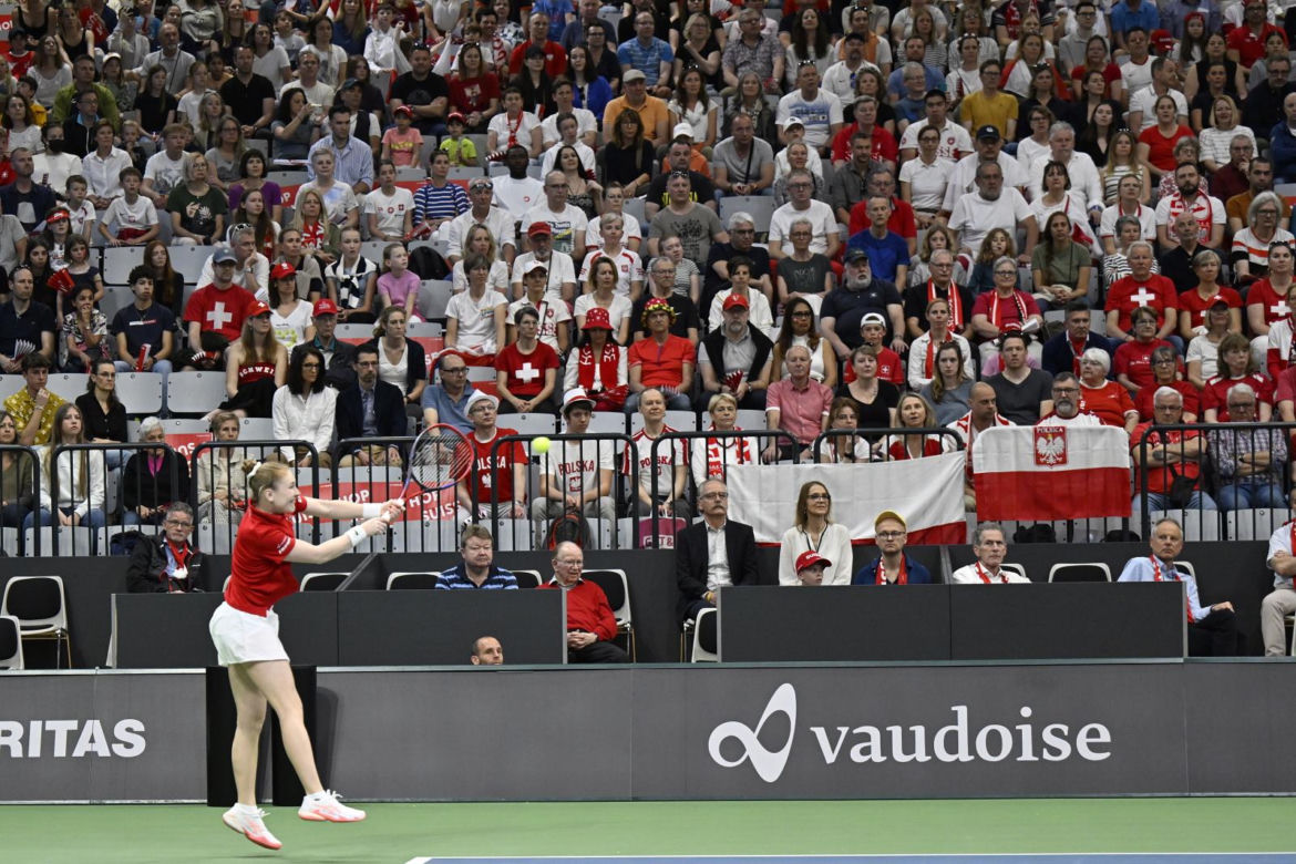 Iga Świątek - Celine Naef w turnieju BJK Cup
