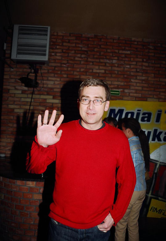 Maciej Orłoś już w tym tygodniu ma wrócić do Teleexpressu. Tak zmieniał się przez lata