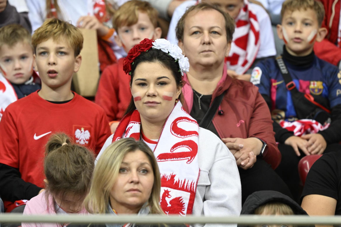 Kibice na meczu Polska - Rumunia. Znajdź się na zdjęciach z Narodowego!