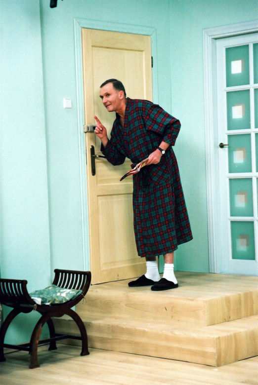 Kultowy serial "Lokatorzy" ma już ponad 25 lat. Zobacz, jak zmienili się aktorzy z ulicy Kwiatowej