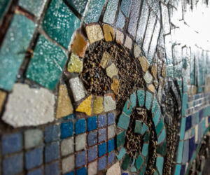 Przejście podziemne przy dawnej kopalni - mozaika z PRL