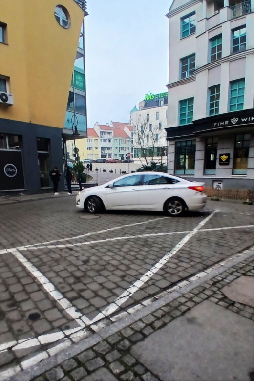 Na ulicy Wielkiej Odrzańskiej przepisy są nagminnie łamane