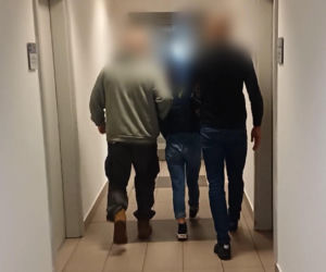 Areszt dla matki i jej partnera. Są podejrzani o brutalne znęcanie się nad dzieckiem