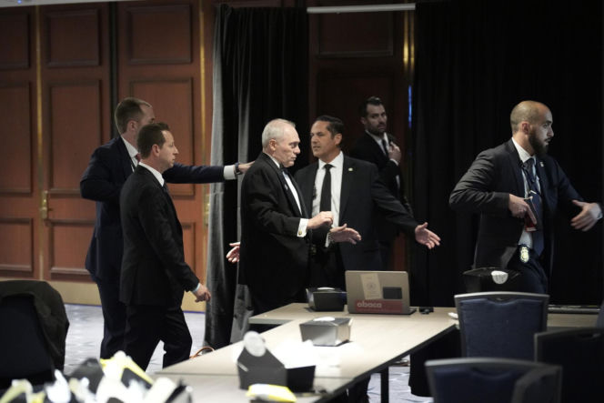 Strzały na kolacji z udziałem Donalda Trumpa