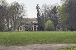 Pałac w Pilicy, wspaniała rezydencja która od dekad popada w ruinę