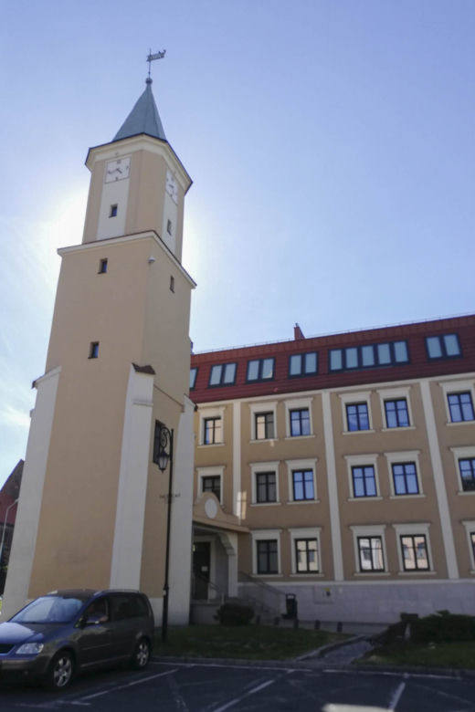 Urzędnik zarabia 26 000 miesięcznie