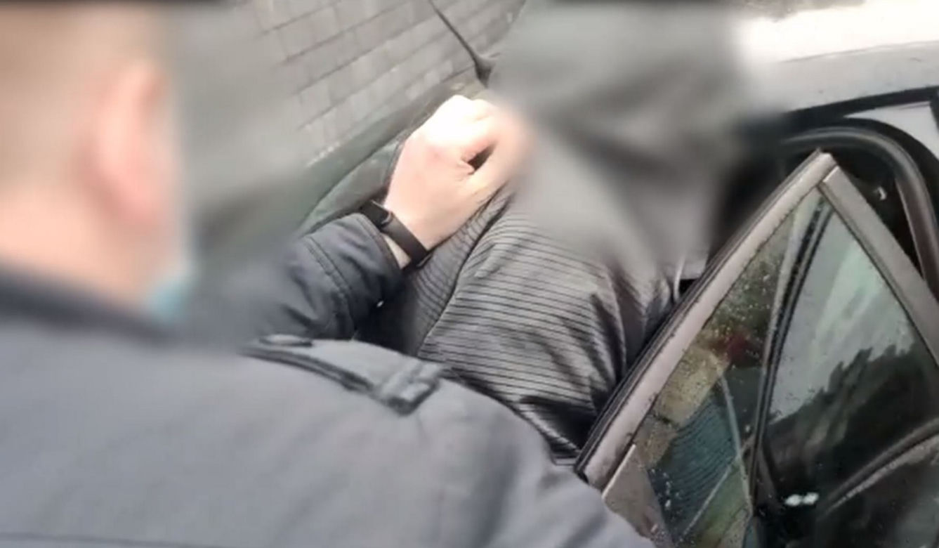 Policja rozbiła magazyn narkotykowy na Gocławiu