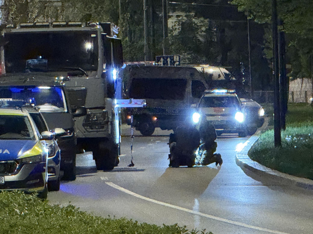 Tajemnicze zatrzymanie przy Marszałkowskiej. 25-latek w rękach policji