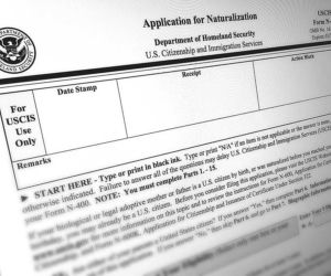 USCIS chce więcej, a rozpatruje coraz dłużej