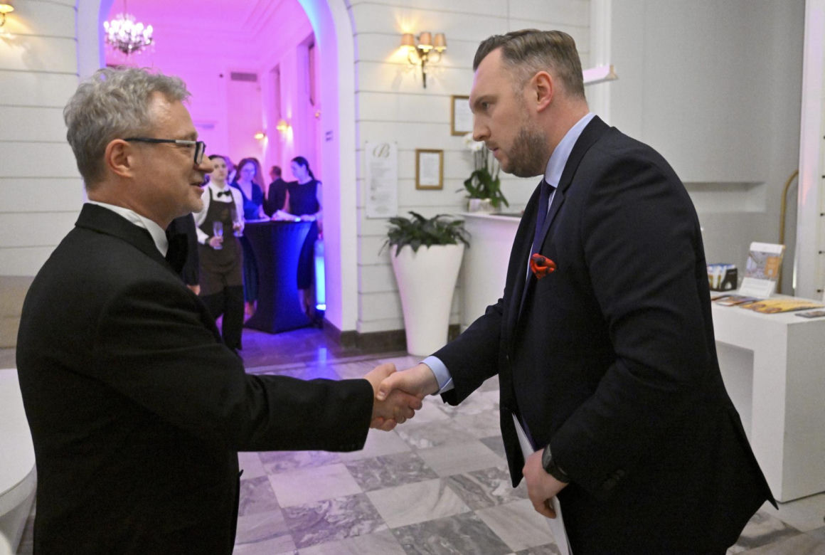 Złoty Laur "Super Biznesu"