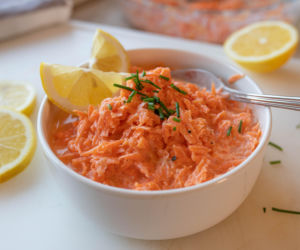 Surówka z marchewki jak z kebaba – chrupiąca, lekko słodka i uzależniająca