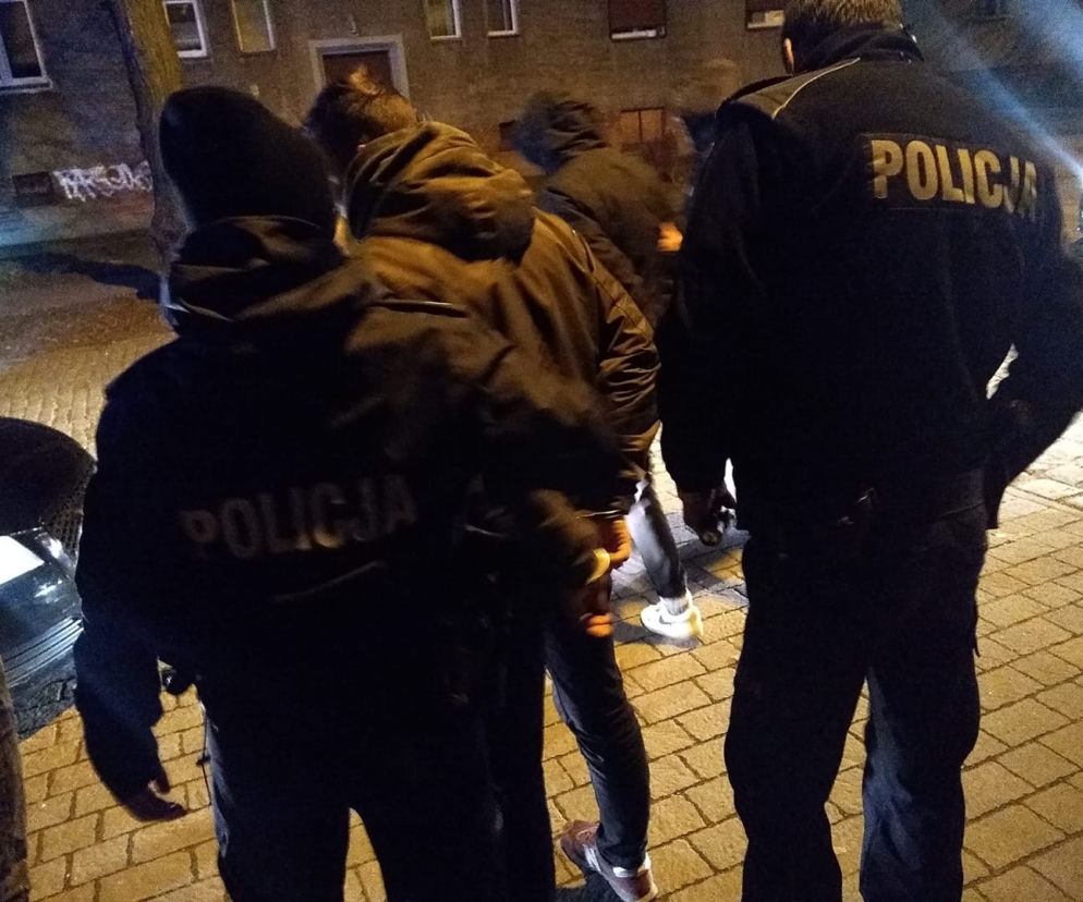 Środa Wlkp. Zaatakowali parę Ukraińców na ulicy! Rozpierała ich negatywna energia