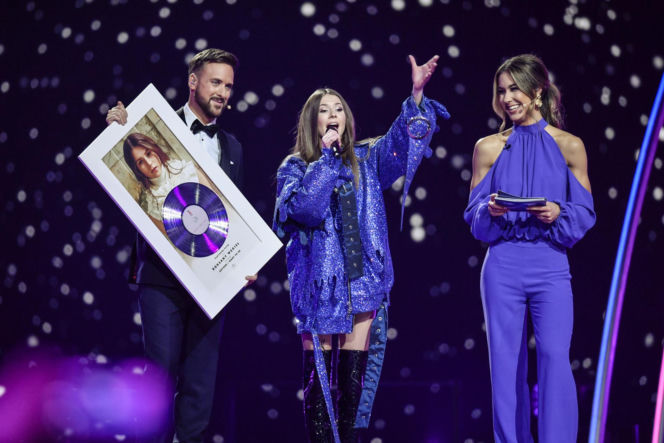 Tak Roksana Węgiel świętowała 21. urodziny! Morze kwiatów i dużo słodkości