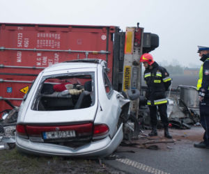 Tragiczny wypadek koło Włocławka na autostradzie A1. 5 osób nie żyje