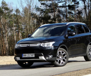 Mitsubishi Outlander 2.2 DID AT 4WD Fischer