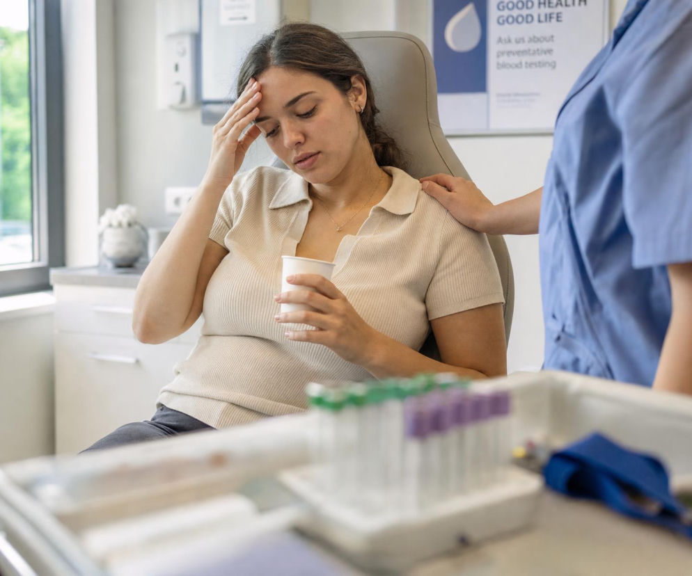 Omdlenie na widok krwi: skąd się bierze? Jak zapobiec utracie przytomności
