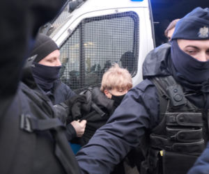 Starcie policji z uczestnikami protestu