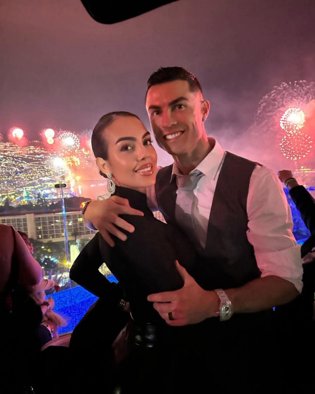 Cristiano Ronaldo zaręczył się ukochanej! Georgina Rodriguez powiedziała "TAK"!